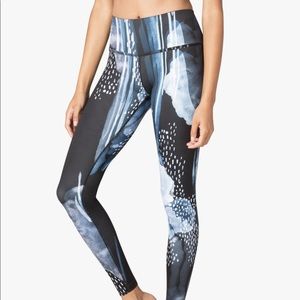 NWT - Beyond Yoga high waist, full length leggings